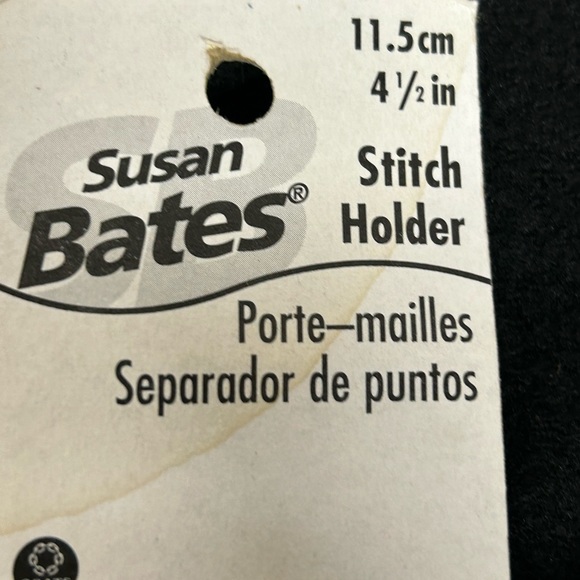 Lot of 2 Susan Bates 14230 & 14231 Stitch Holders 2 1/2" & 4 1/2" - Picture 6 of 7